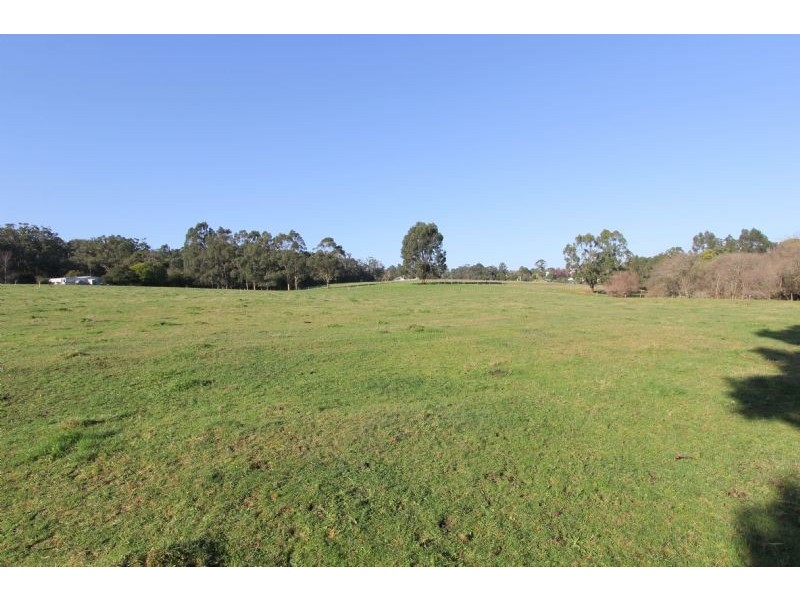 2-20 Old Thorpdale Road, Mirboo North VIC 3871