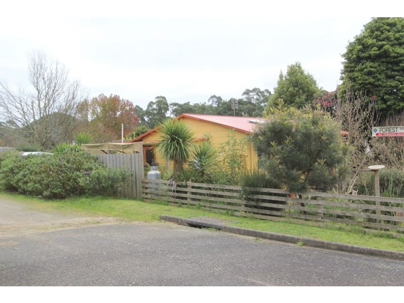 4 Murray Street, Mirboo North VIC 3871