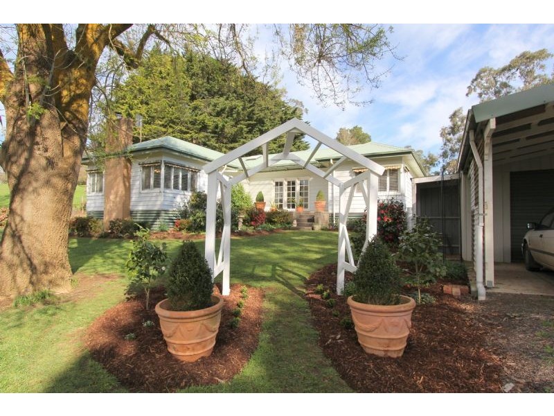 10 McCartins Lane, Mirboo North VIC 3871