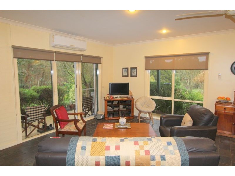 71 Thorpdale Road, Mirboo North VIC 3871