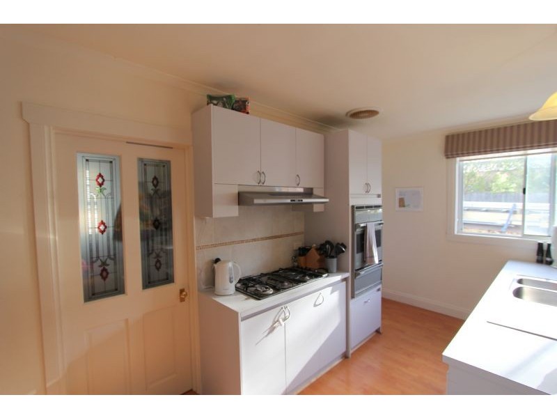 22 Ridgway, Mirboo North VIC 3871