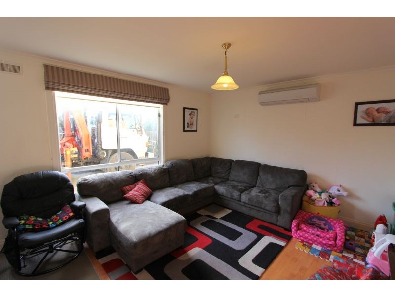 22 Ridgway, Mirboo North VIC 3871