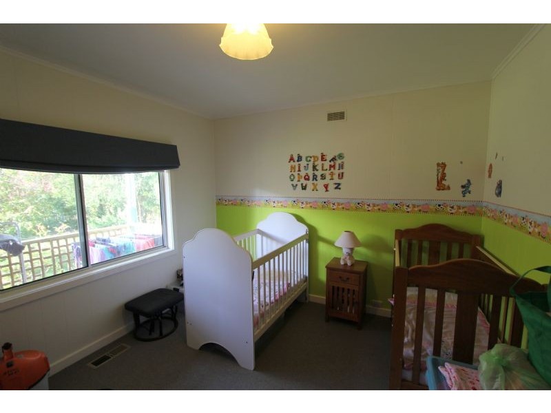 22 Ridgway, Mirboo North VIC 3871