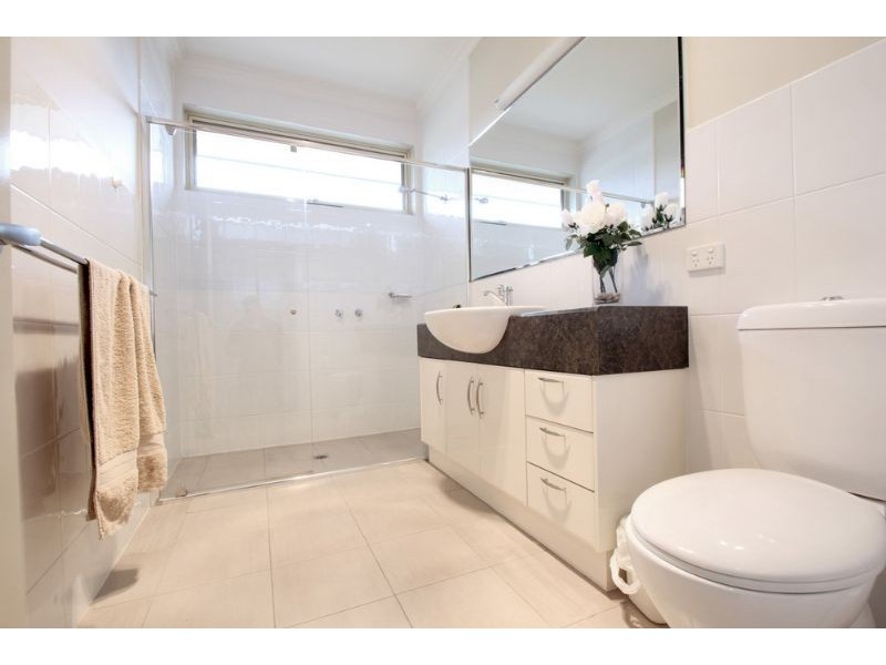 25 Josephine Crescent, Mirboo North VIC 3871