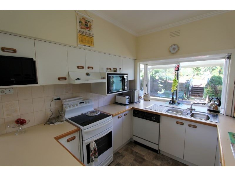 20 McCartins Lane, Mirboo North VIC 3871
