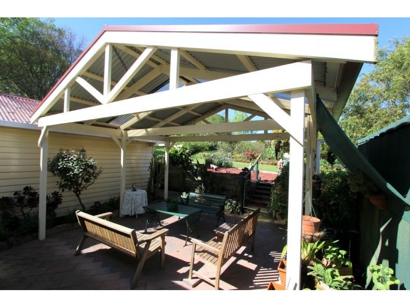 20 McCartins Lane, Mirboo North VIC 3871