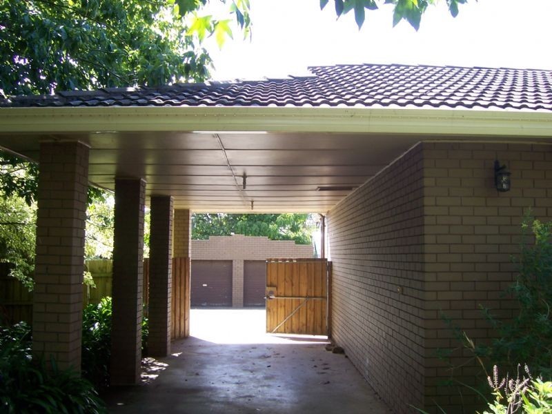 6 Balook Street, Mirboo North VIC 3871