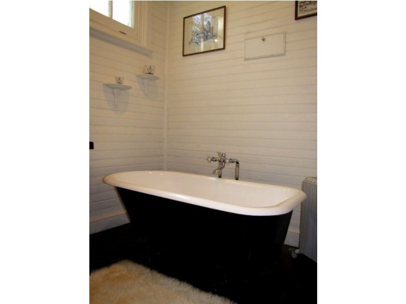 10 Treases Lane, Mirboo North VIC 3871
