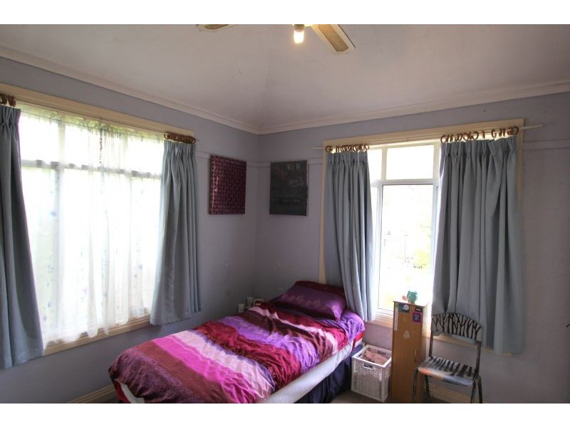 4 Ridgway, Mirboo North VIC 3871
