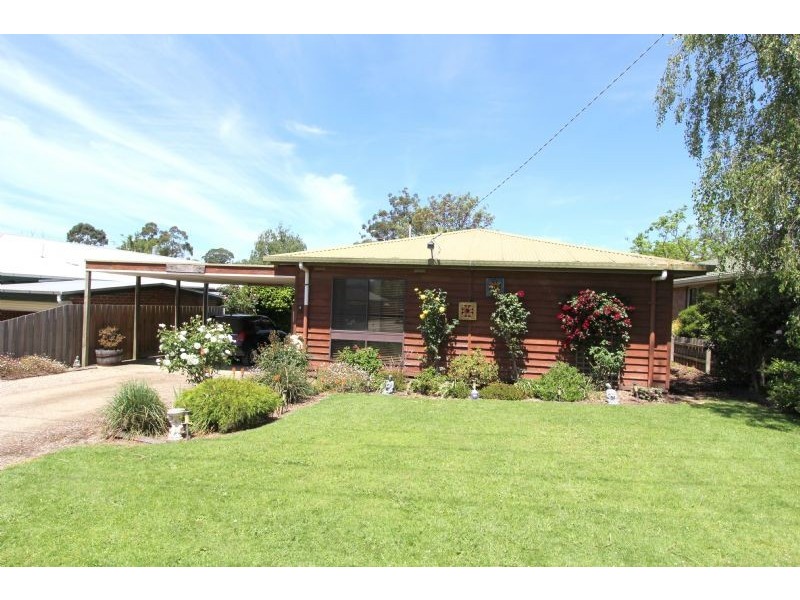 4 Halliday Court, Mirboo North VIC 3871