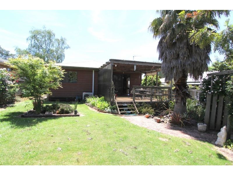 4 Halliday Court, Mirboo North VIC 3871