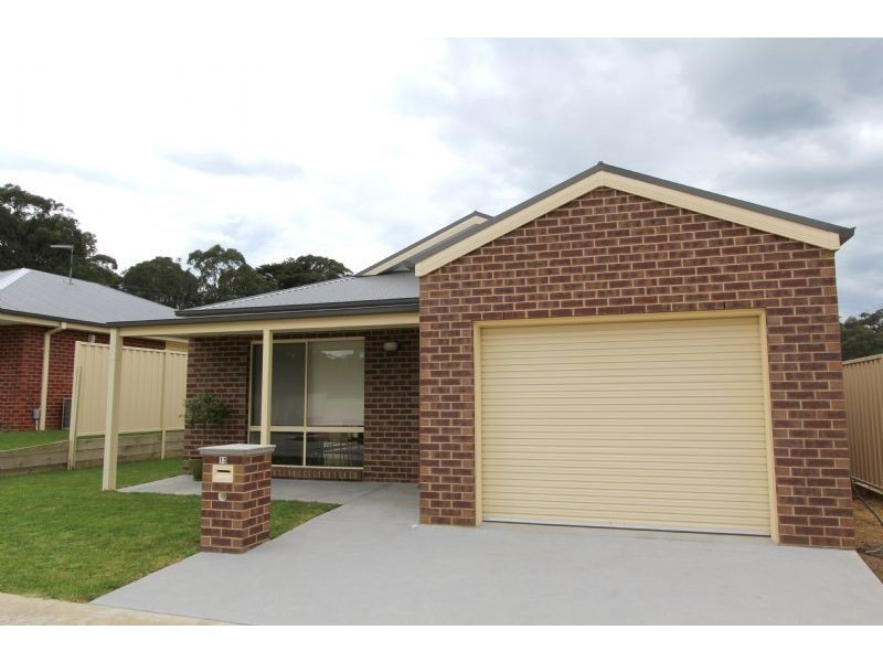 14 Thorpdale Road, Mirboo North VIC 3871