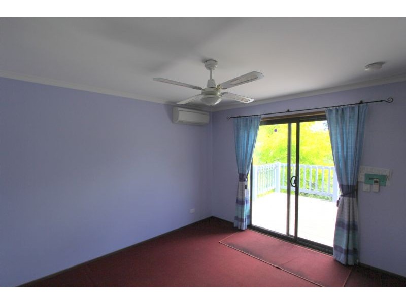24 Murray Street, Mirboo North VIC 3871
