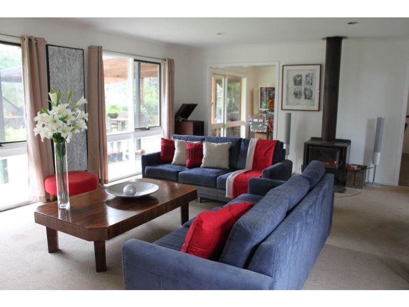 50-52 Ridgway, Mirboo North VIC 3871