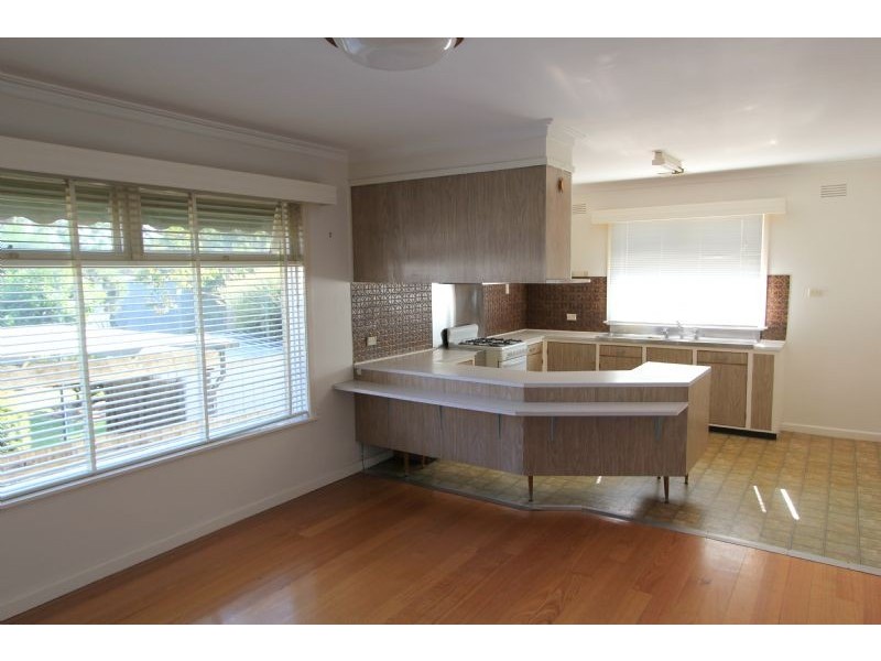 16 Baths Road, Mirboo North VIC 3871