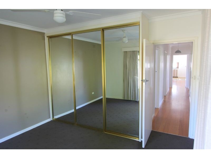 16 Baths Road, Mirboo North VIC 3871