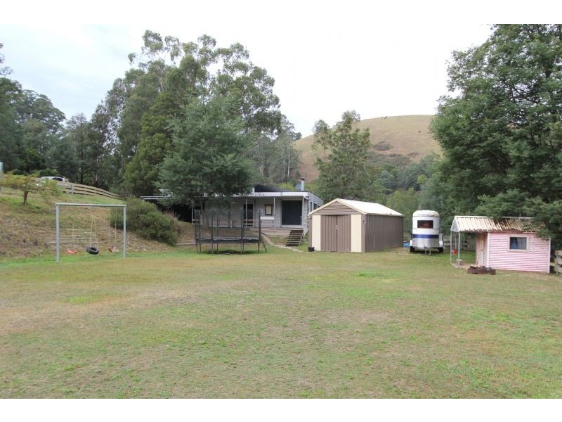 1 Morwell River Road, Boolarra South VIC 3870