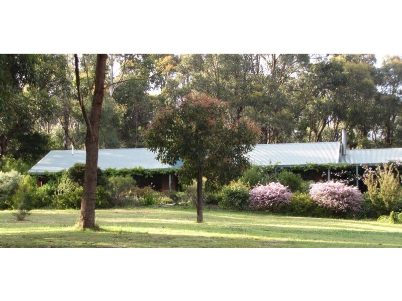 9 Grey Road, Mirboo North VIC 3871