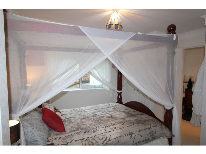 11 Balook Street, Mirboo North VIC 3871