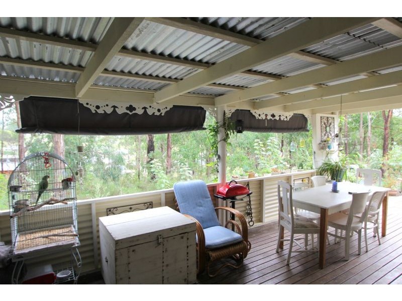 11 Balook Street, Mirboo North VIC 3871