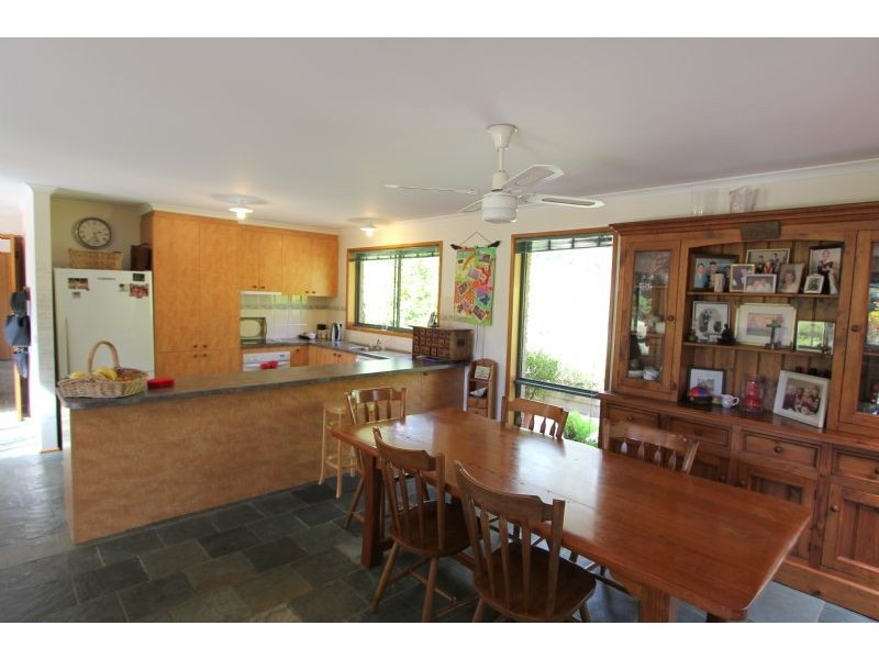 9 Grey Road, Mirboo North VIC 3871