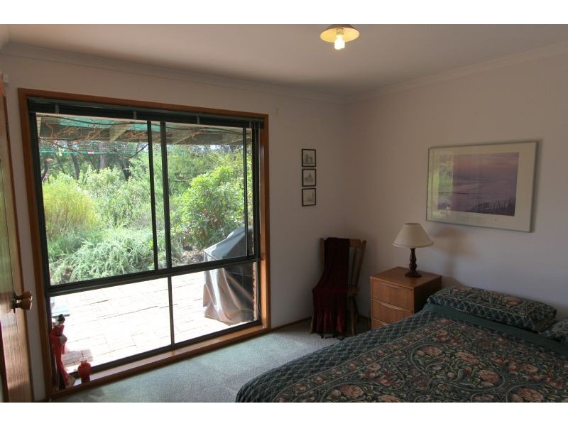 9 Grey Road, Mirboo North VIC 3871