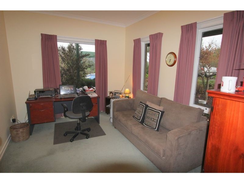 71 Thorpdale Road, Mirboo North VIC 3871