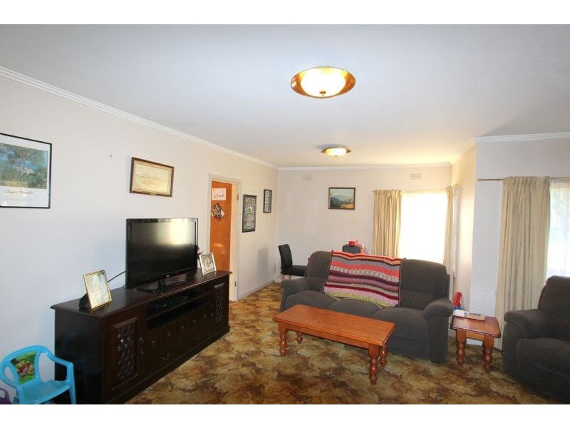 9 Wheildon Street, Mirboo North VIC 3871