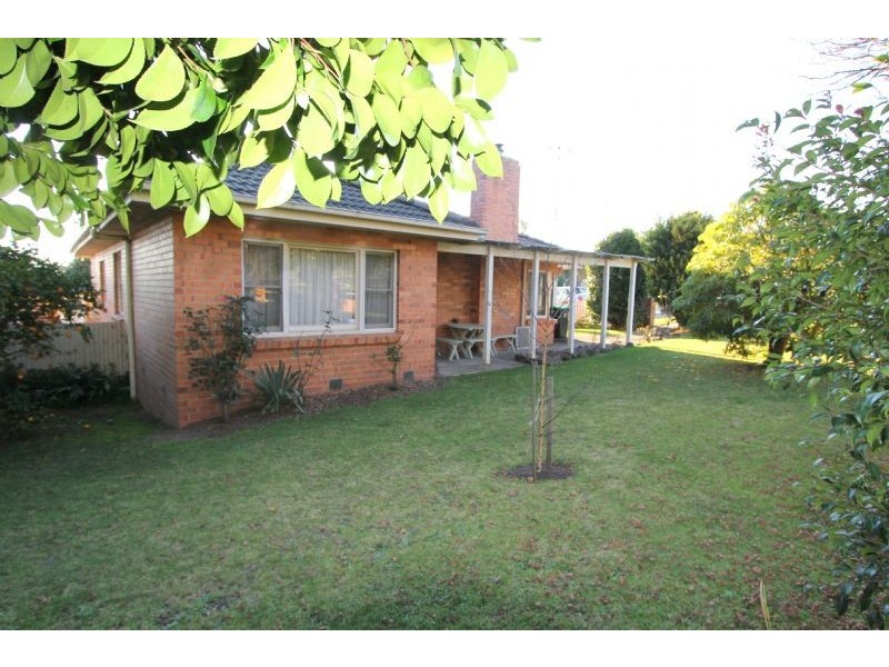 9 Wheildon Street, Mirboo North VIC 3871