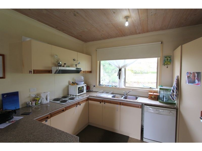 4 Balding Street, Mirboo North VIC 3871