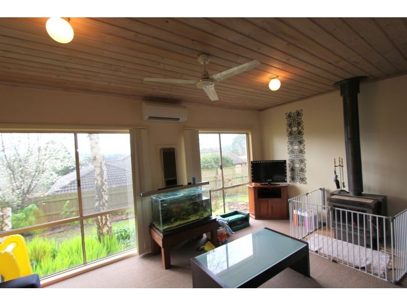 4 Balding Street, Mirboo North VIC 3871