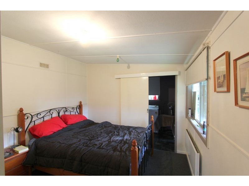 4 Balding Street, Mirboo North VIC 3871