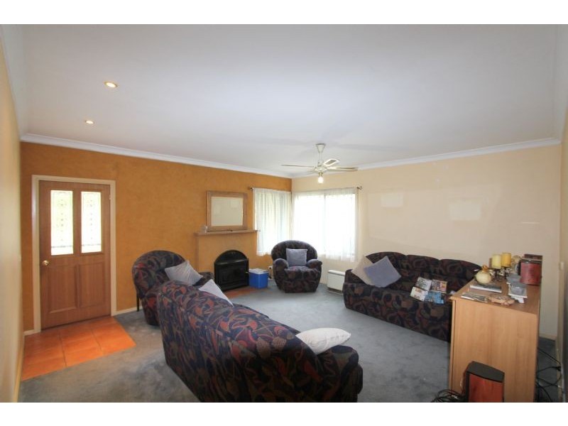 7 Baths Road, Mirboo North VIC 3871