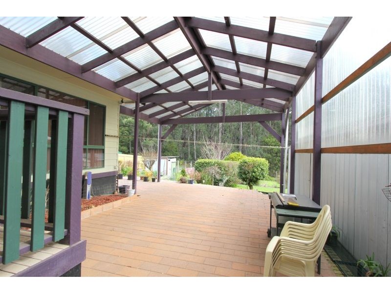 7 Baths Road, Mirboo North VIC 3871