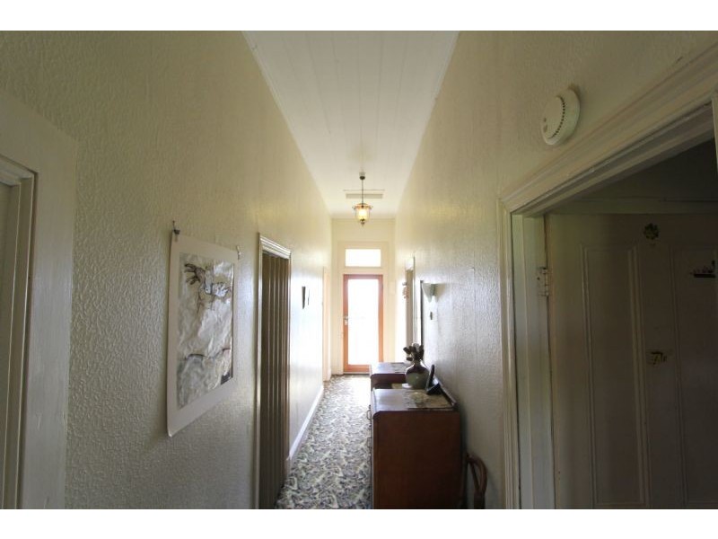 4 Mechanics Street, Boolarra VIC 3870