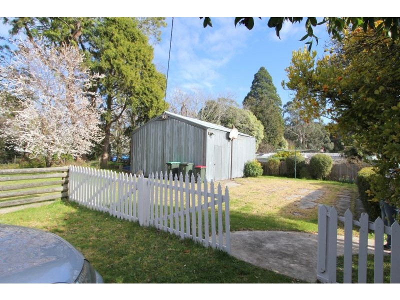 4 Mechanics Street, Boolarra VIC 3870