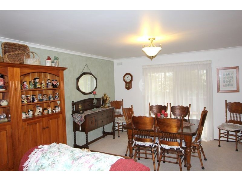 25 Balding Street, Mirboo North VIC 3871