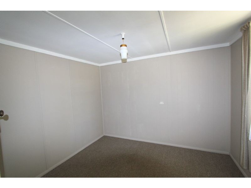 35 Couper Street, Mirboo North VIC 3871