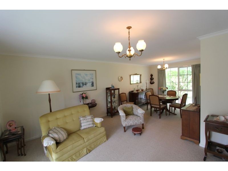 18 Golf Links Drive, Mirboo North VIC 3871