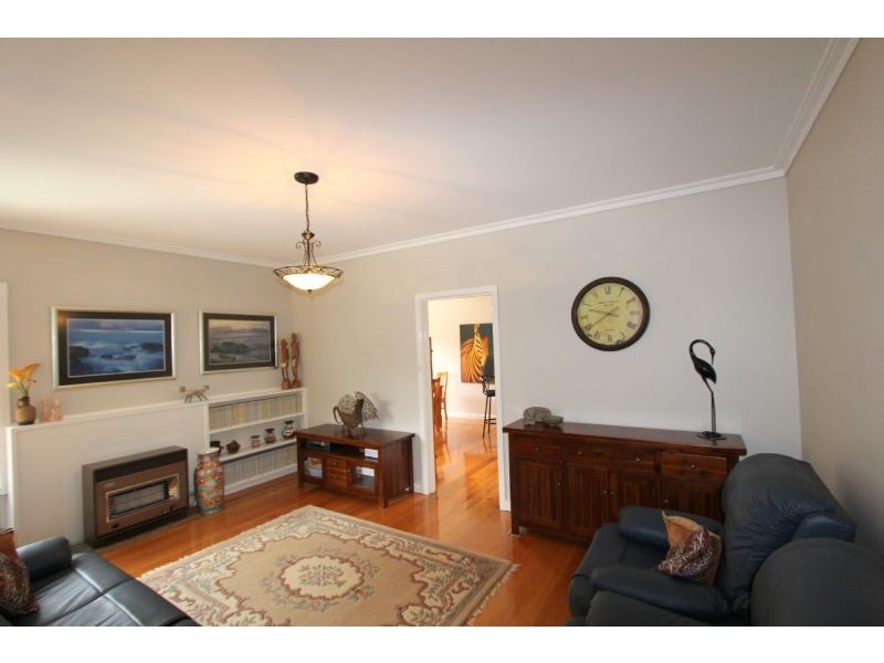 28 Baths Road, Mirboo North VIC 3871