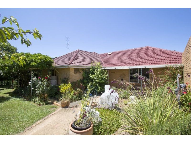 330 St Ellens Road, Mirboo North VIC 3871