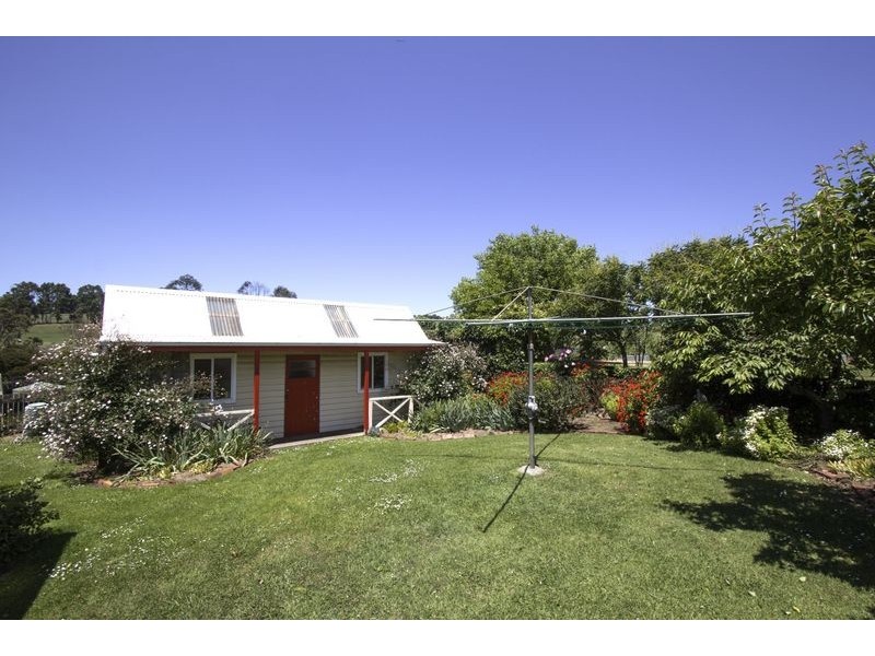 330 St Ellens Road, Mirboo North VIC 3871