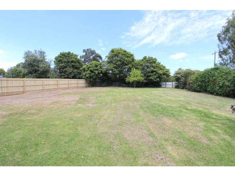 3A Balook Street, Mirboo North VIC 3871