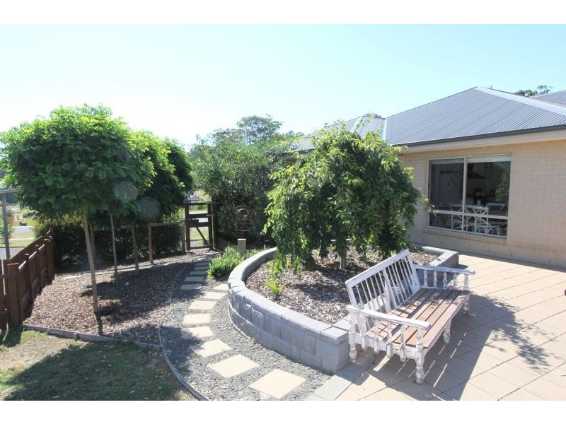 18 Josephine Crescent, Mirboo North VIC 3871