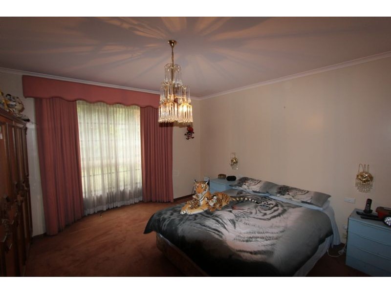 3 Balook Street, Mirboo North VIC 3871
