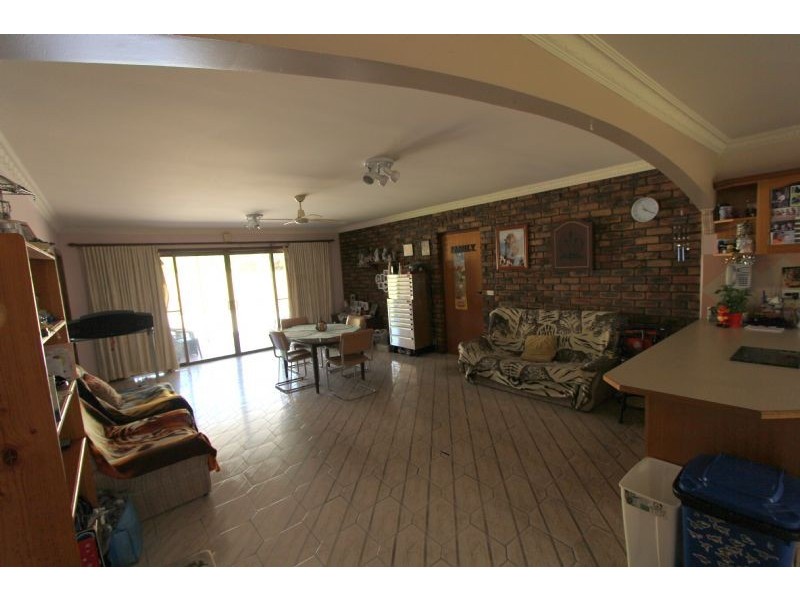 3 Balook Street, Mirboo North VIC 3871