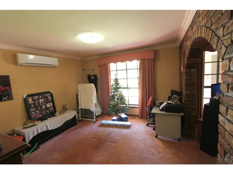 3 Balook Street, Mirboo North VIC 3871