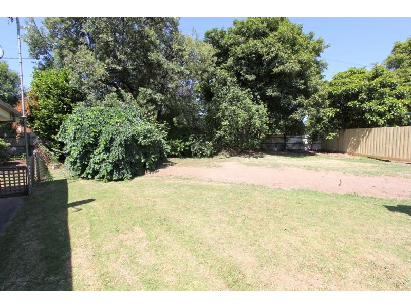3 Balook Street, Mirboo North VIC 3871