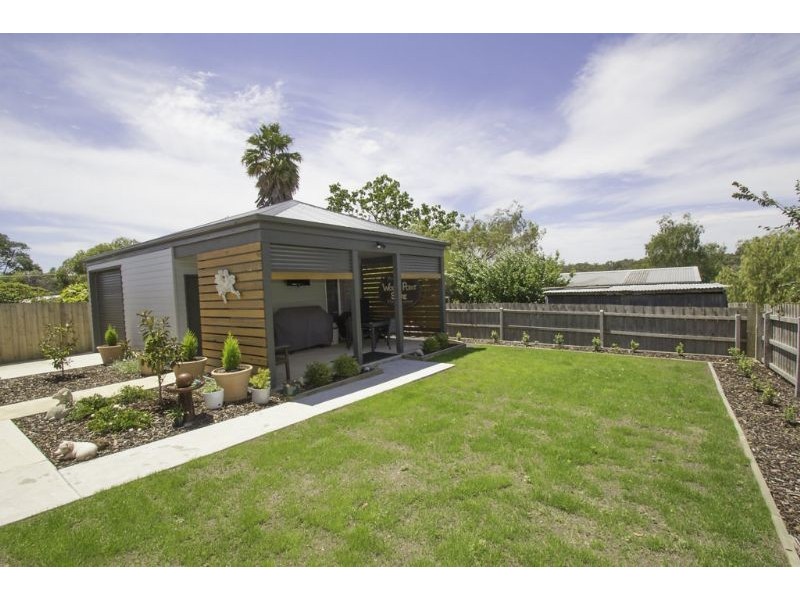 20A Baths Road, Mirboo North VIC 3871