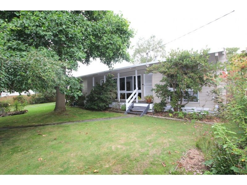 33 Grand Ridge East, Mirboo North VIC 3871